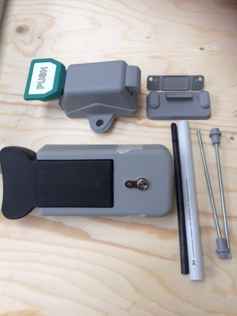 Fastener MTH locking hinged door complete set with internal handle + strike