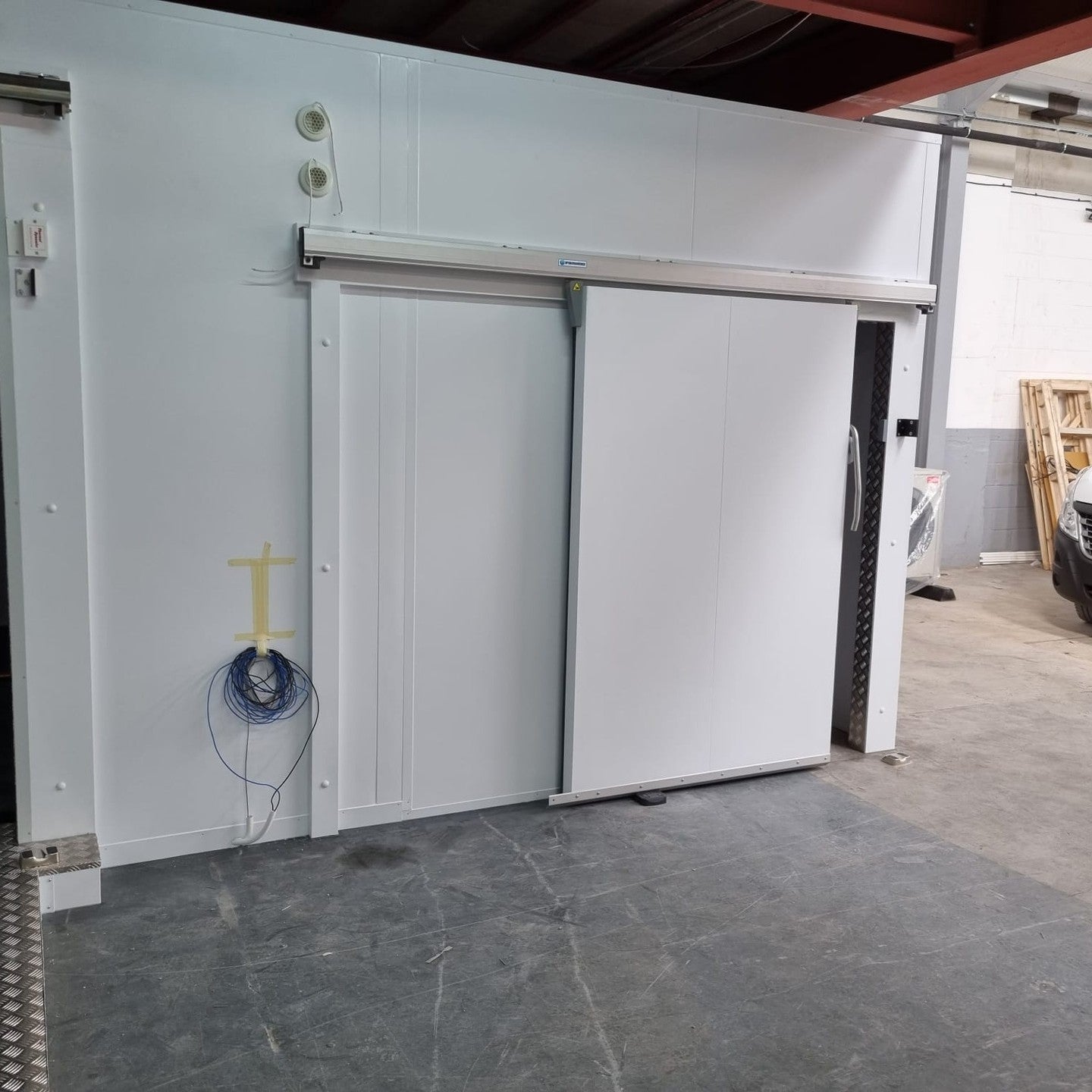 Sliding door & frame Freezer